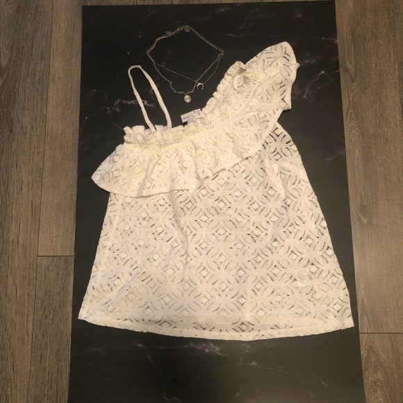 One Shoulder White Tank Top - Picture 2 of 4